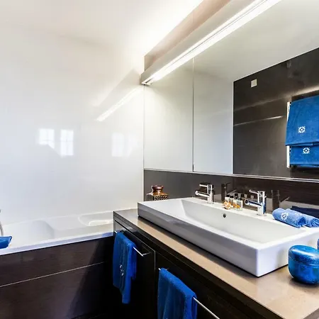 Amazing Homes & Villas - Lobeira