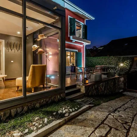 Amazing Homes & Villas - Lobeira *